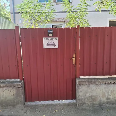 St. Eric Appartman Jaszszentlaszlo